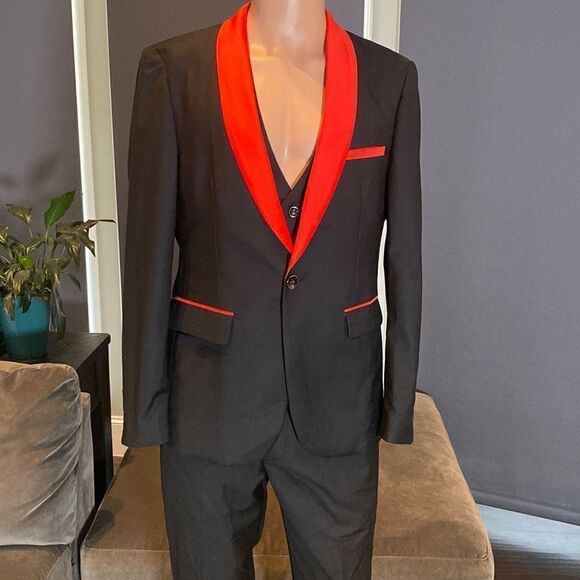 Men’s 3 Piece Slim Fit Tuxedo Black with Red Detail Shawl Lapel Size XS NWT - Picture 1 of 16